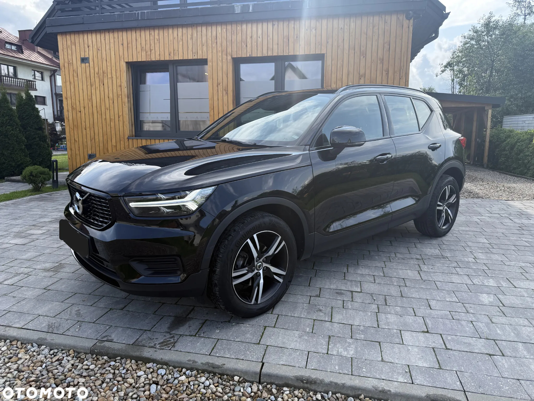 Volvo XC 40 T3 R-Design - 2