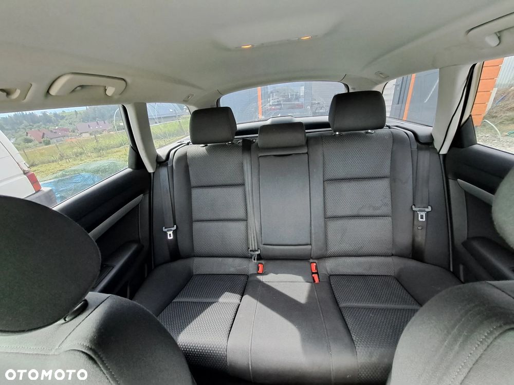 Audi A6 Avant 2.4 - 9