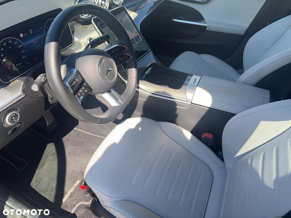 Mercedes-Benz Klasa C 220 d mHEV 4-Matic AMG - 11