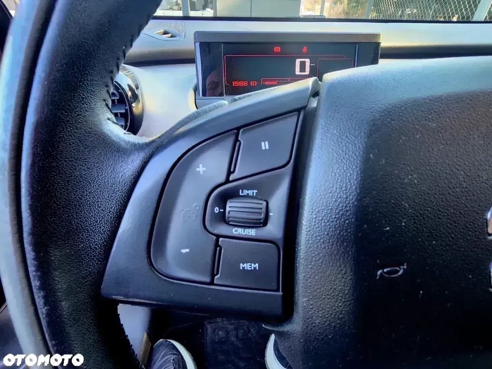 Citroën C4 Cactus 1.2 PureTech Live - 17