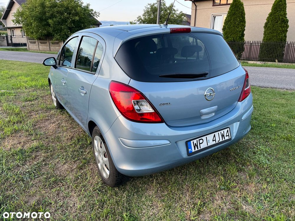 Opel Corsa 1.2 16V Enjoy - 8