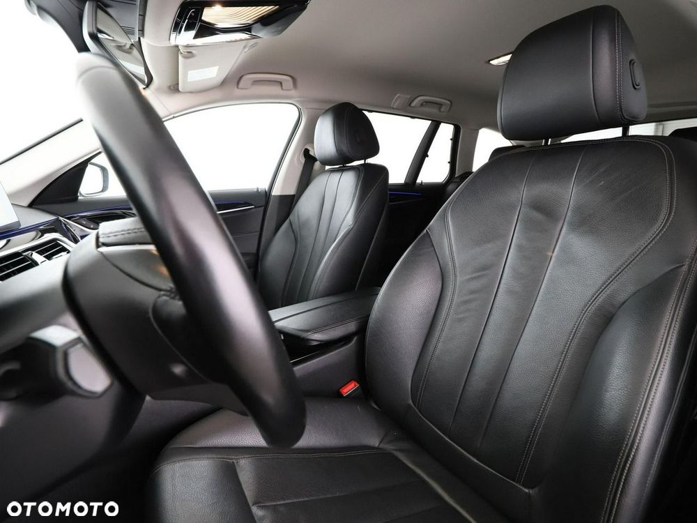 BMW Seria 5 520d - 14