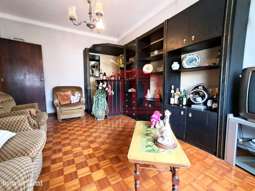 MORADIA V3 EM BANDA - ARCOZELO - Grande imagem: 3/11