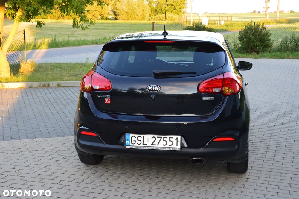 Kia Ceed - 14