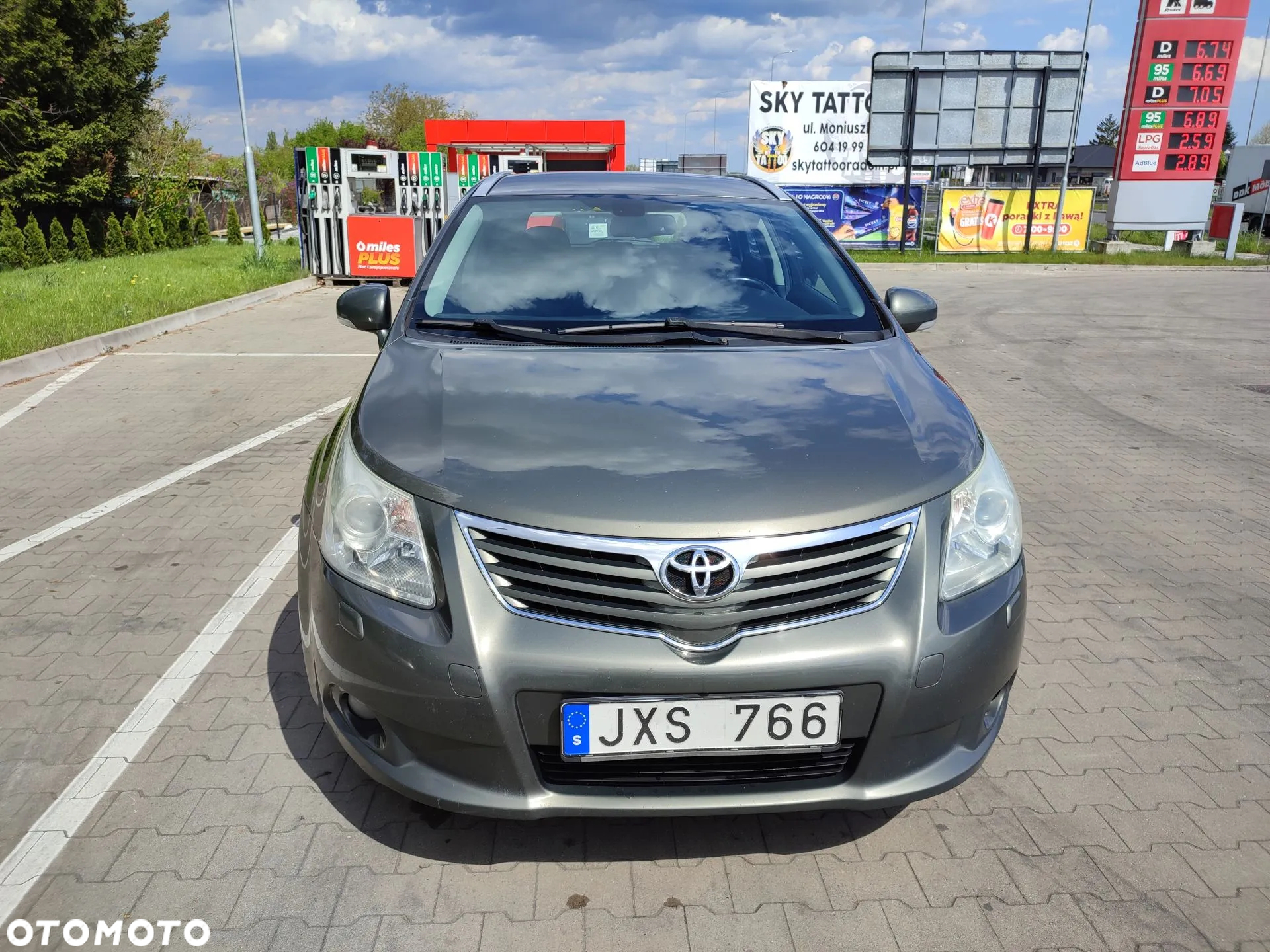 Toyota Avensis Combi 1.8 Comfort - 2
