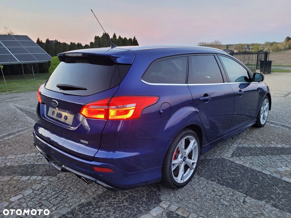 Ford Focus 1.5 EcoBoost Start-Stopp-System Sport - 3