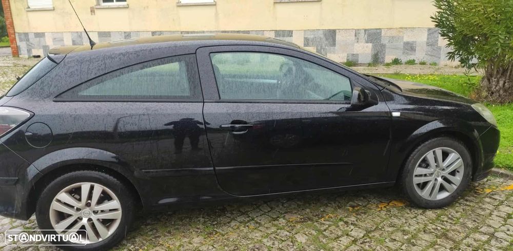 Opel Astra GTC 1.3 CDTI - 1