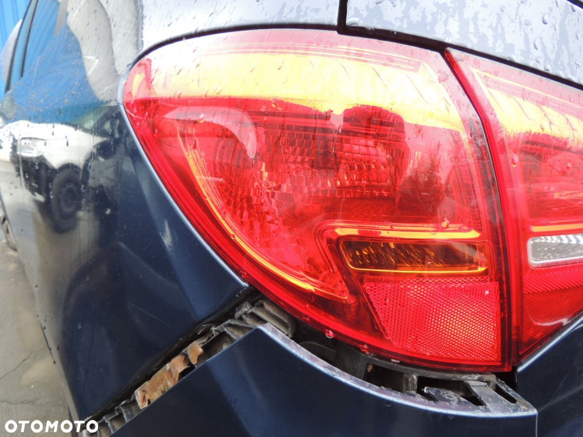 Lampa tył lewa Opel Meriva B '11 1.4 - 1