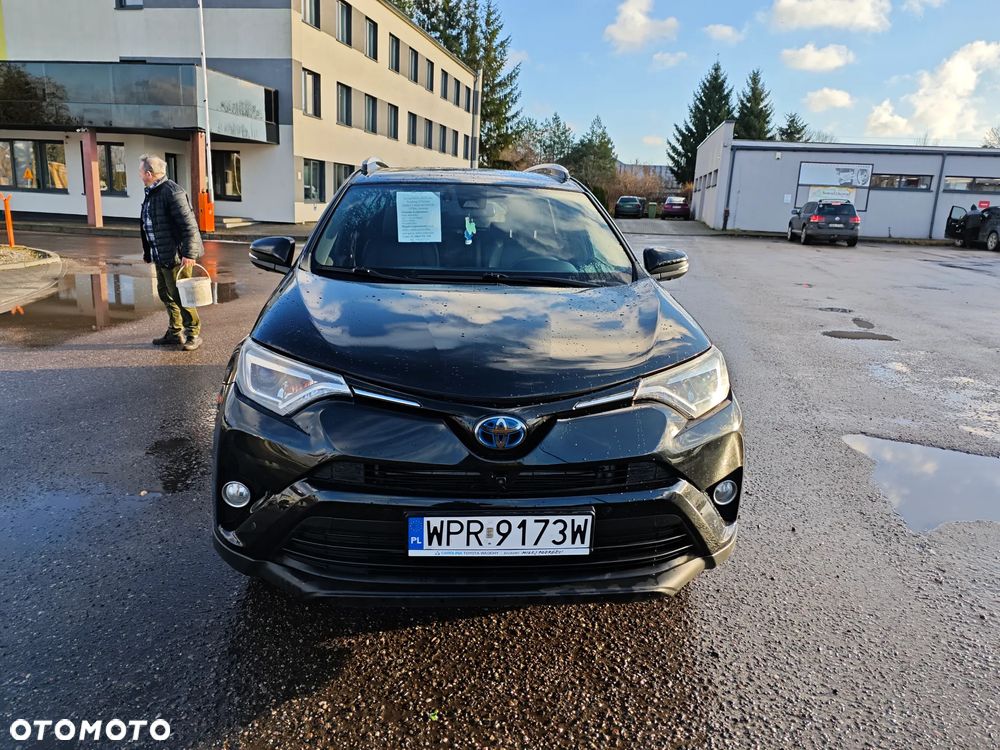Toyota RAV4 Hybrid Premium 4x4 - 8