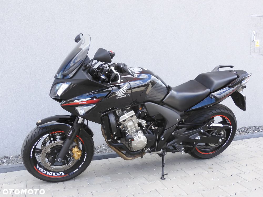 Honda CBF - 22