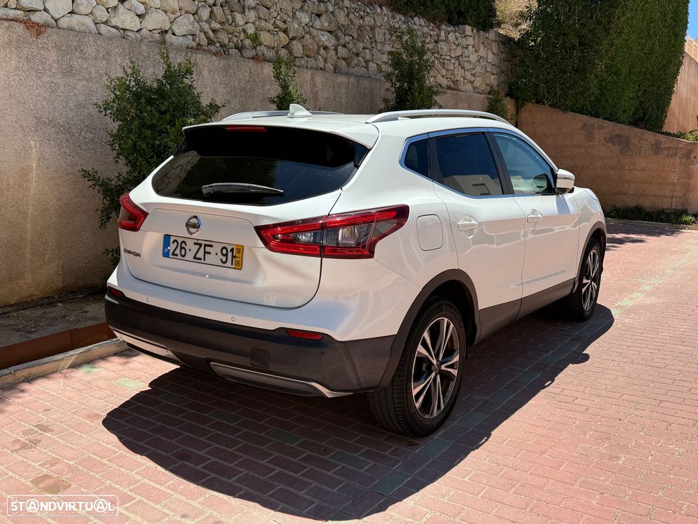 Nissan Qashqai 1.5 dCi N-Connecta - 2