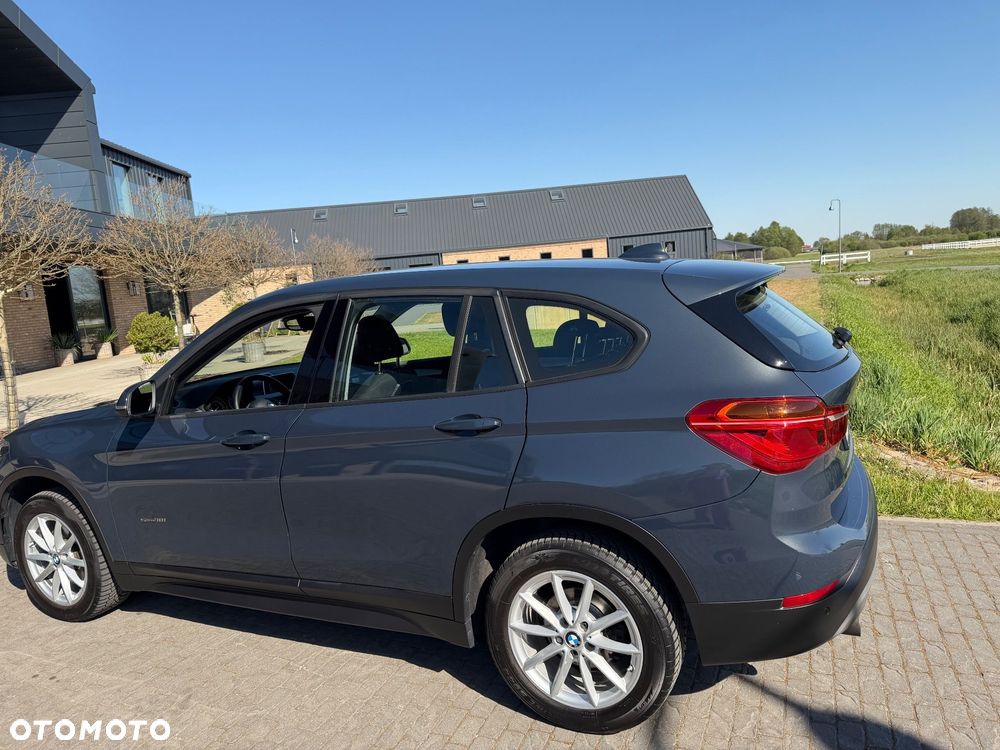 BMW X1 sDrive18i - 2