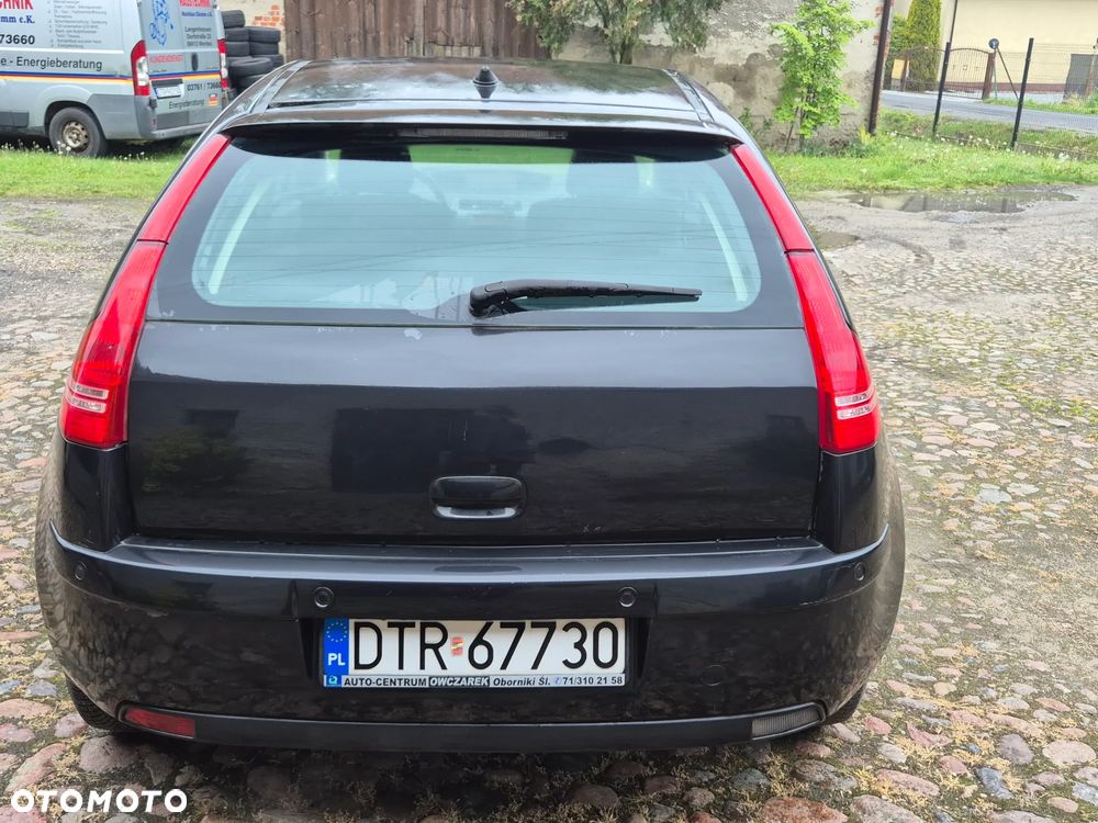 Citroën C4 2.0 16V Exclusive - 4