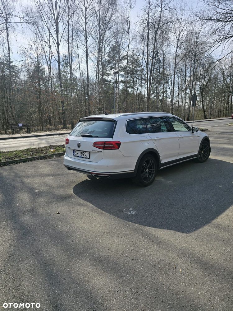 Volkswagen Passat - 5