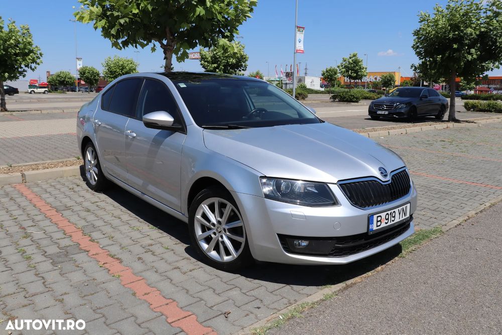 Skoda Octavia 1.4 TSI ELEGANCE - 1