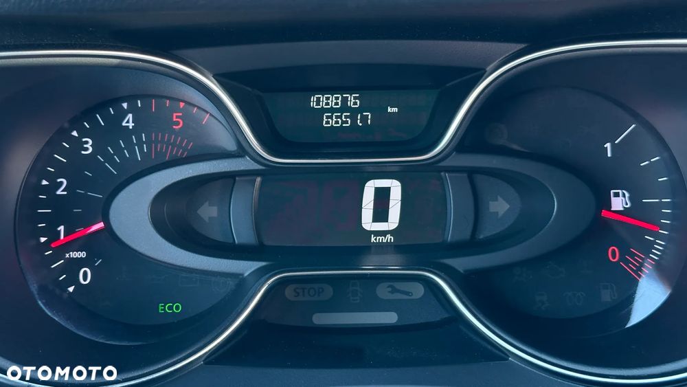 Renault Captur - 31
