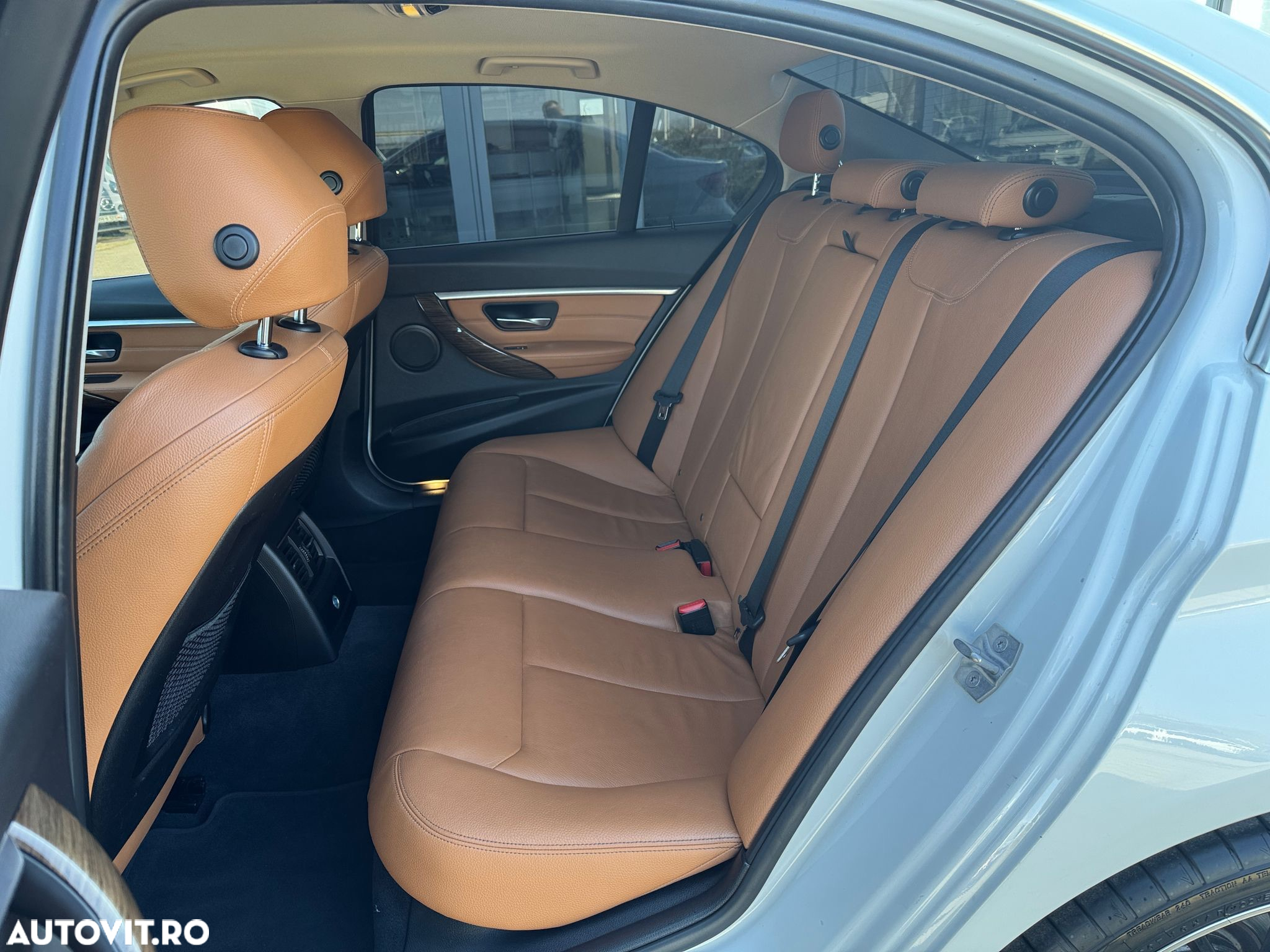 BMW Seria 3 318i Aut. Edition Luxury Line Purity - 18