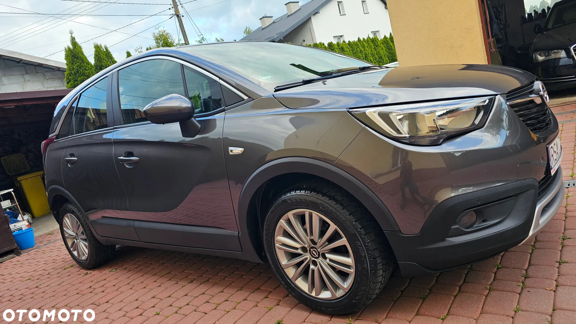 Opel Crossland X - 17