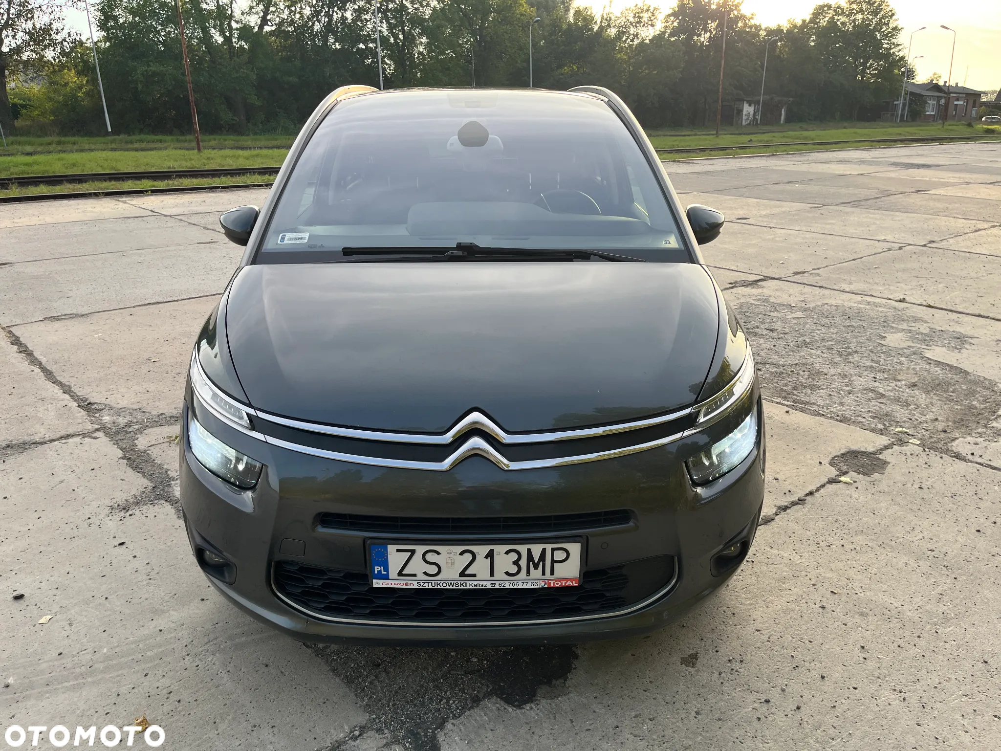 Citroën C4 Grand Picasso BlueHDi 120 EAT6 Exclusive - 8