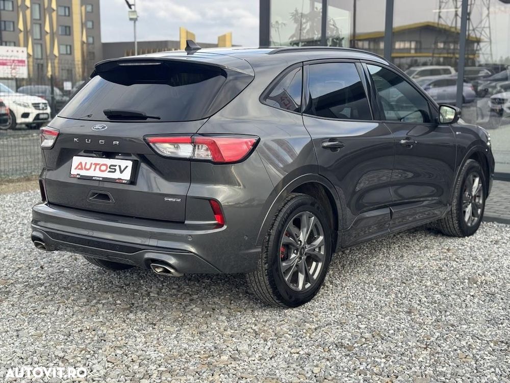Ford Kuga - 4