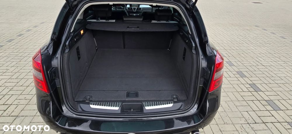 Renault Laguna dCi 180 FAP GT - 11