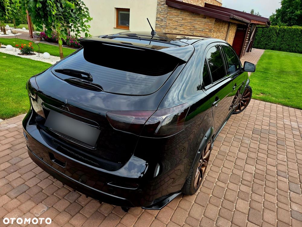 Mitsubishi Lancer - 3