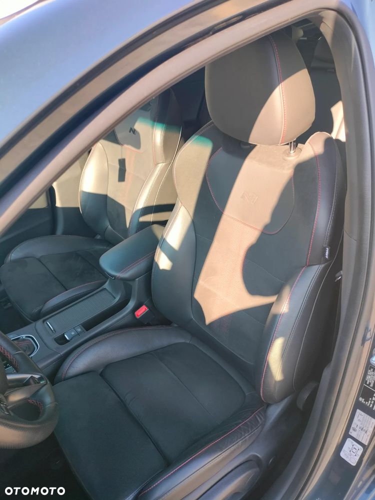 Hyundai i30 1.5 T-GDI 48V-Hybrid DCT N-Line - 12