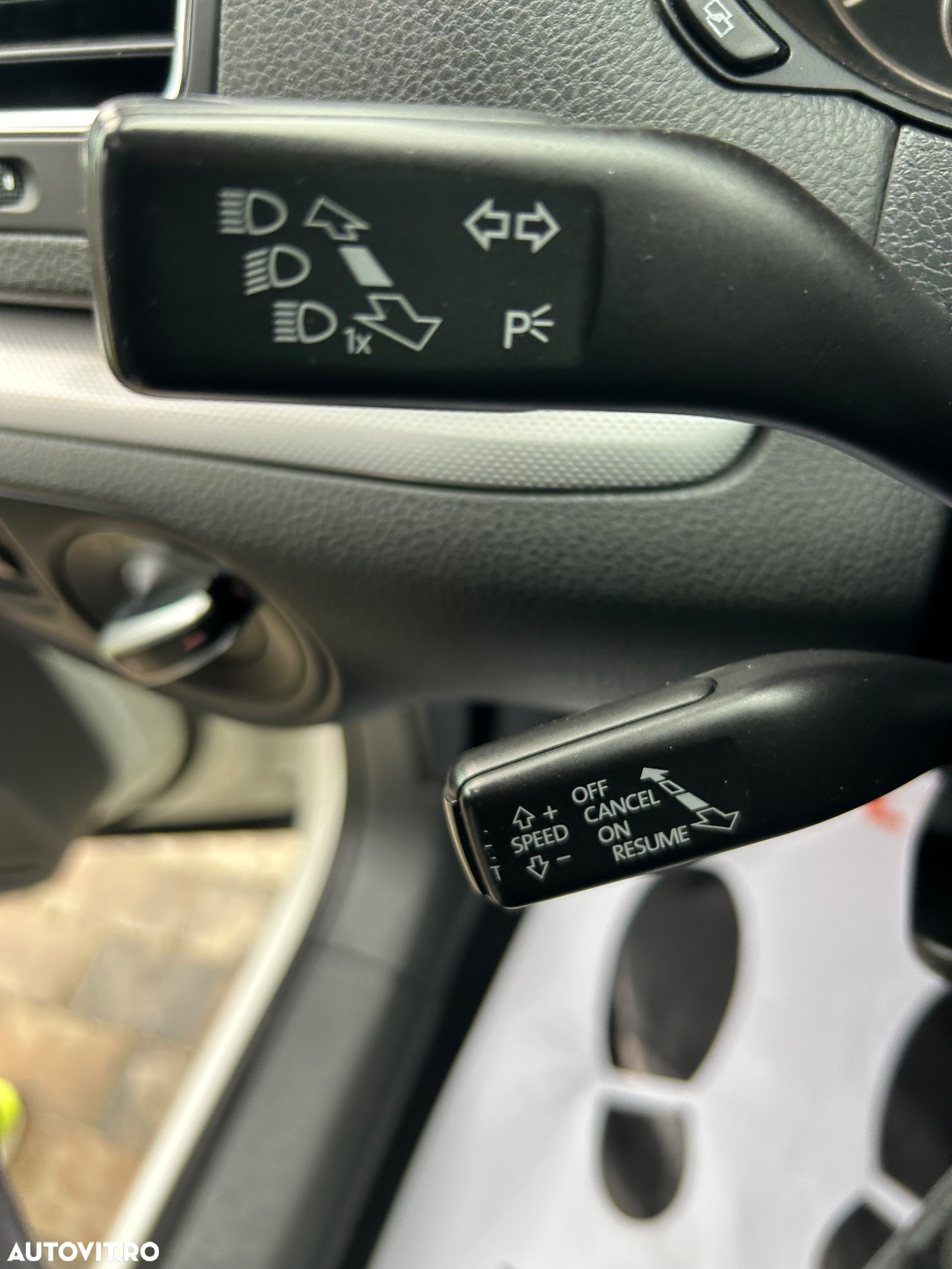 Volkswagen Sharan 2.0 TDI DSG BlueMotion Technology Highline - 19