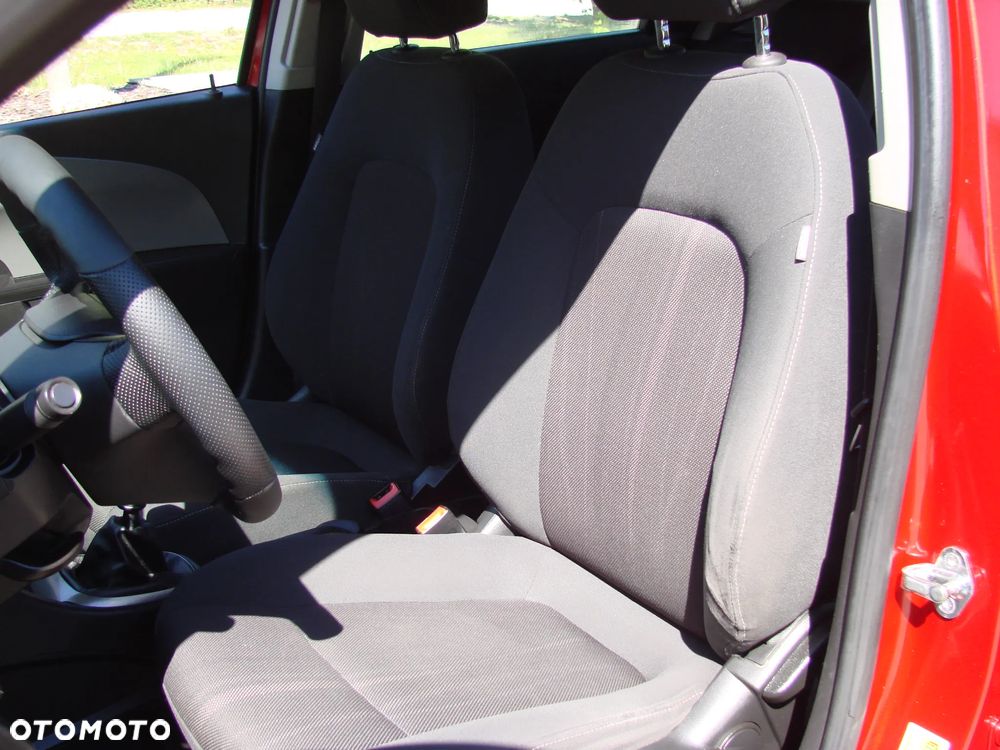 Chevrolet Aveo - 13