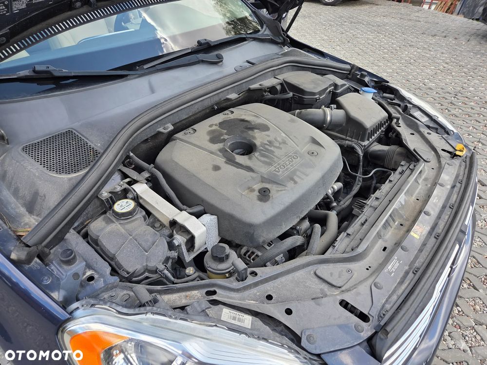 Volvo XC 60 T5 Drive-E Momentum - 26