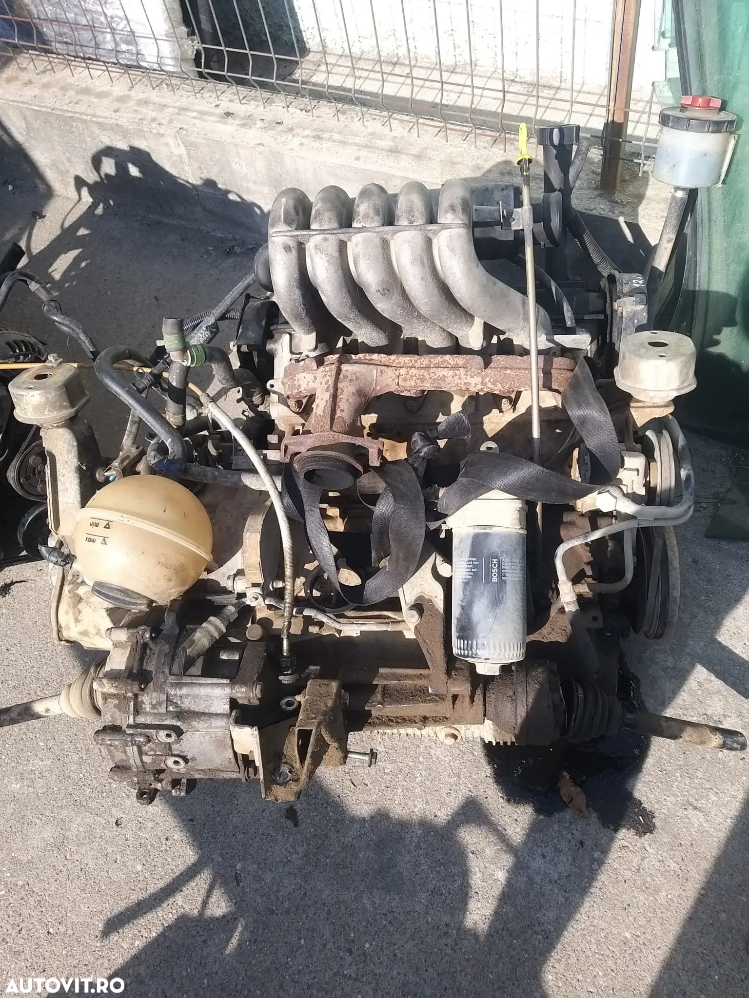 Motor Complet cu Pompa Si cu Injectoare pentru Volkswagen T4 2.4 Diesel , cod motor: AAB - 2