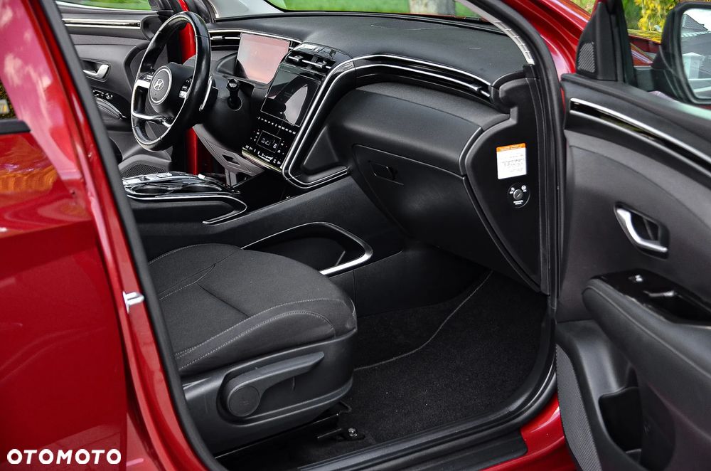 Hyundai Tucson 1.6 T-GDi 48V-Hybrid 4WD DCT Trend - 30