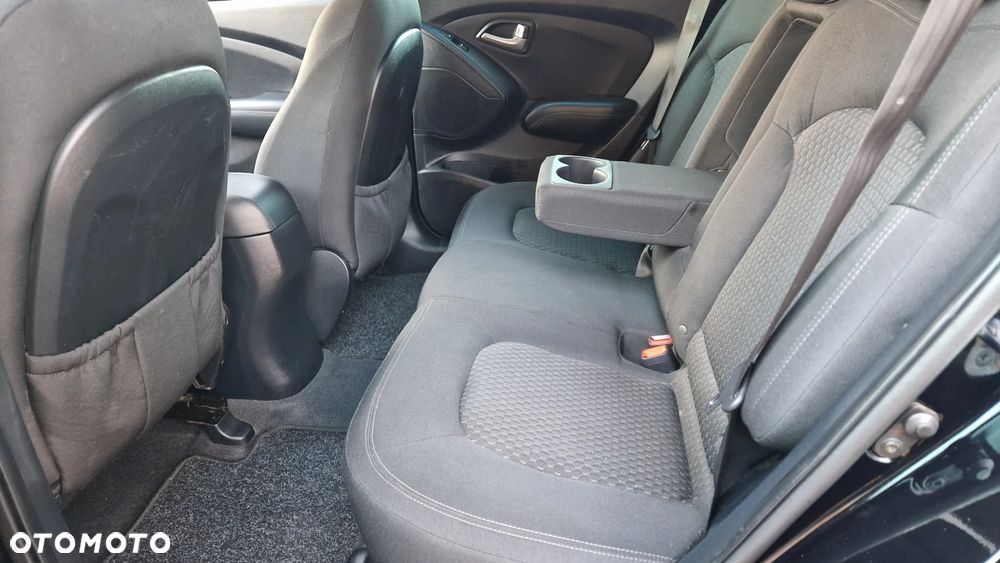 Hyundai ix35 1.6 2WD Fifa World Cup Edition - 6