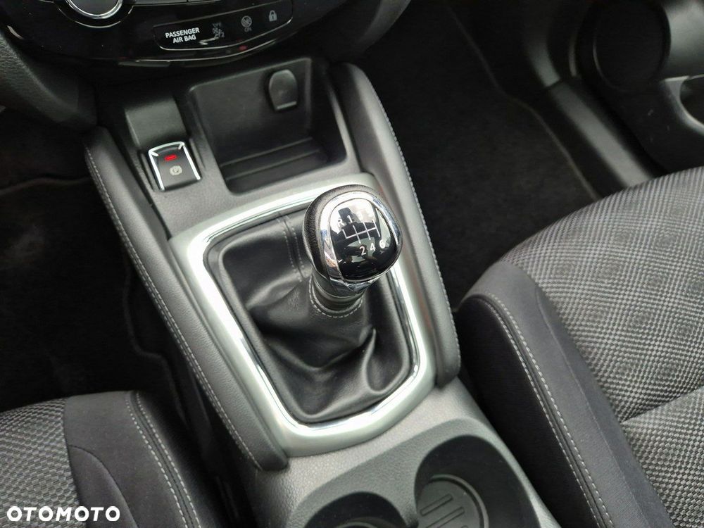 Nissan Qashqai 1.6 DCi N-Connecta EU6 - 18