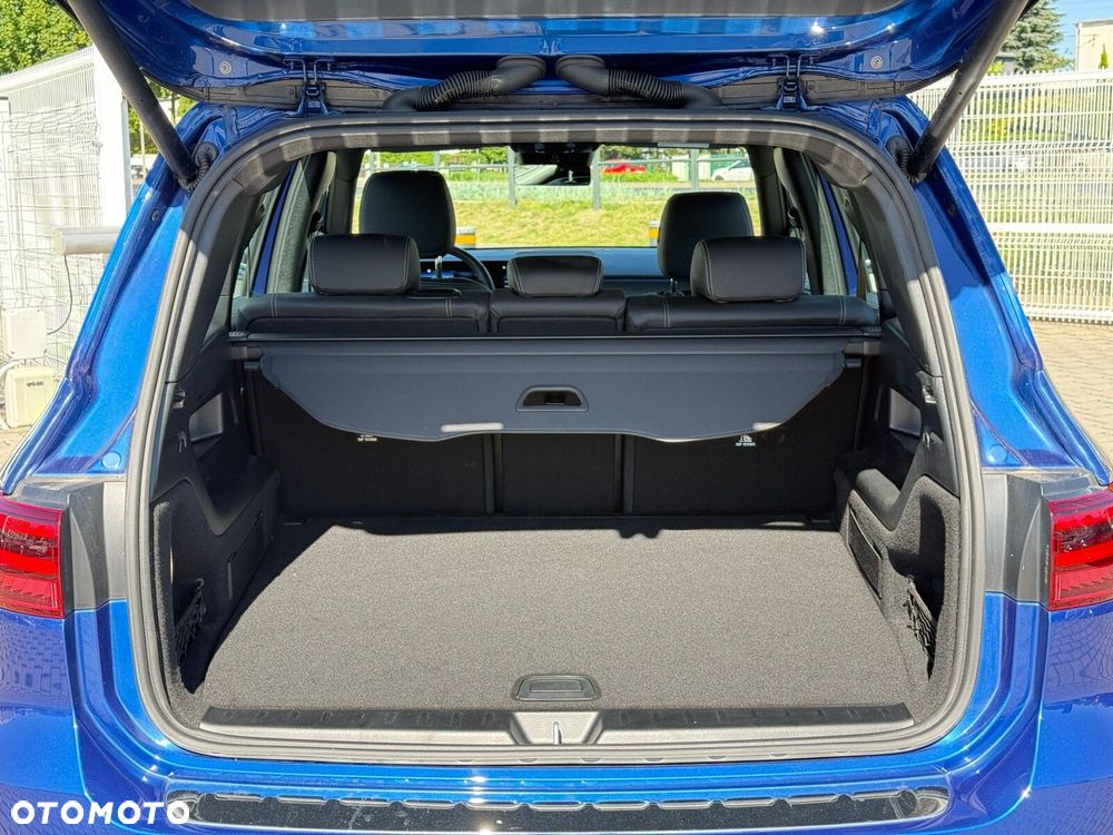 Mercedes-Benz GLB 200 Progressive 7G-DCT - 28