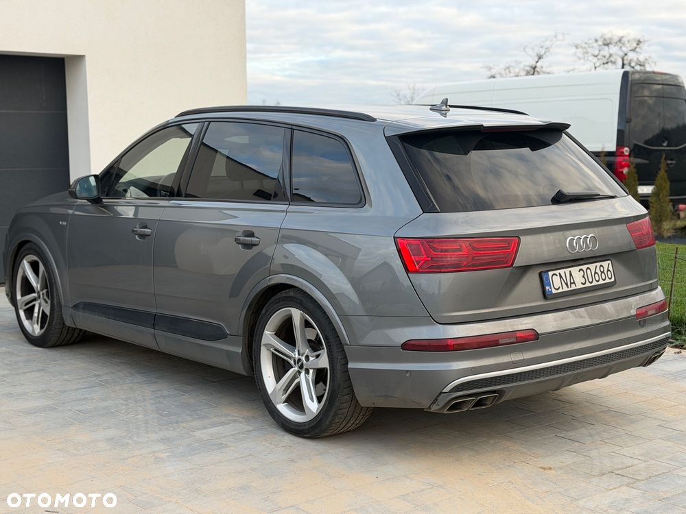 Audi SQ7 - 2
