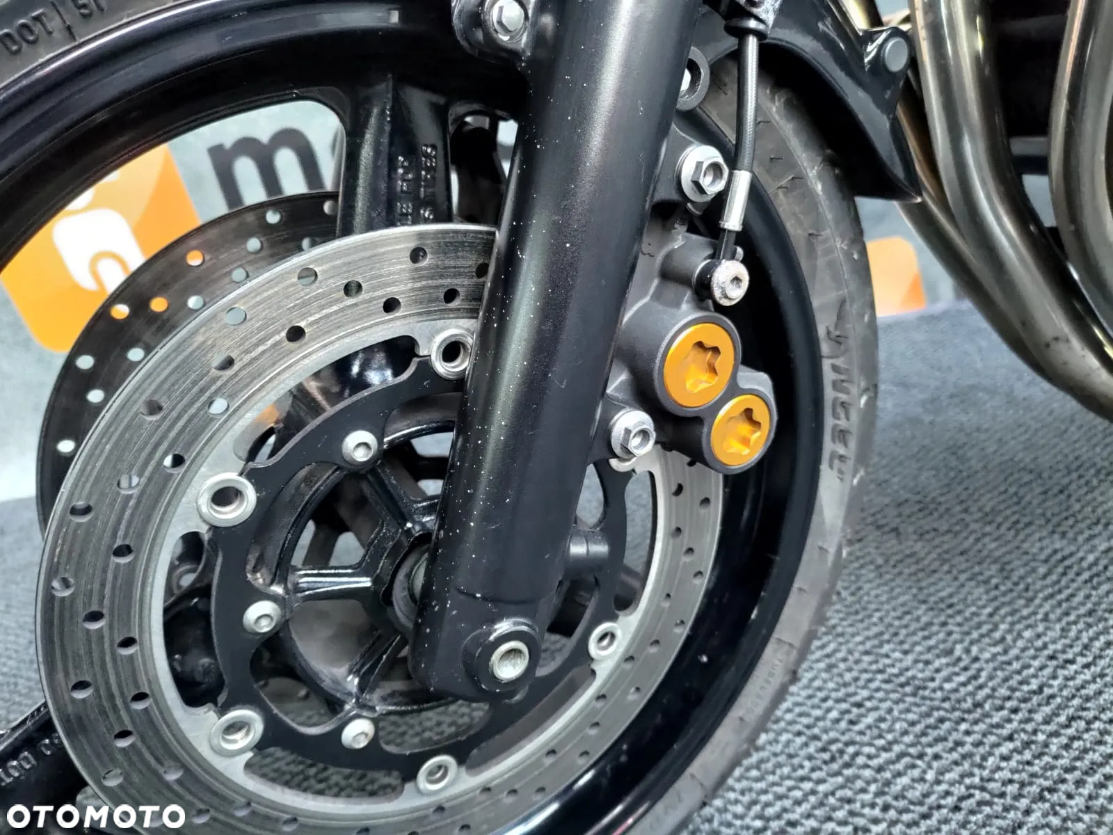 Yamaha XJR - 27