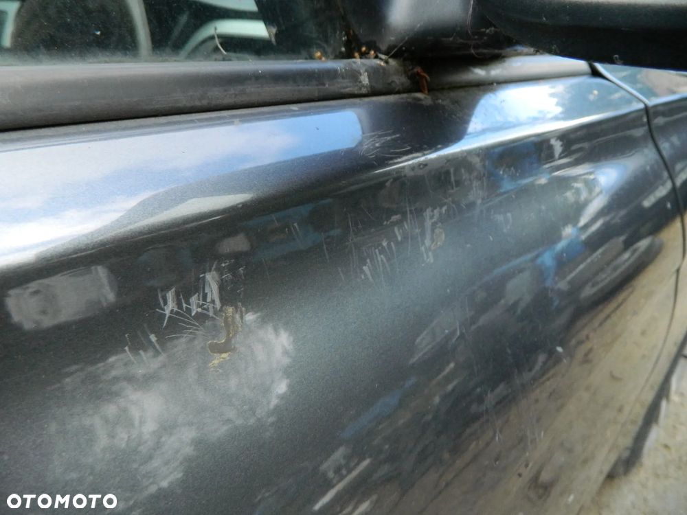BMW F30 B39 mineralgrau na części - 9
