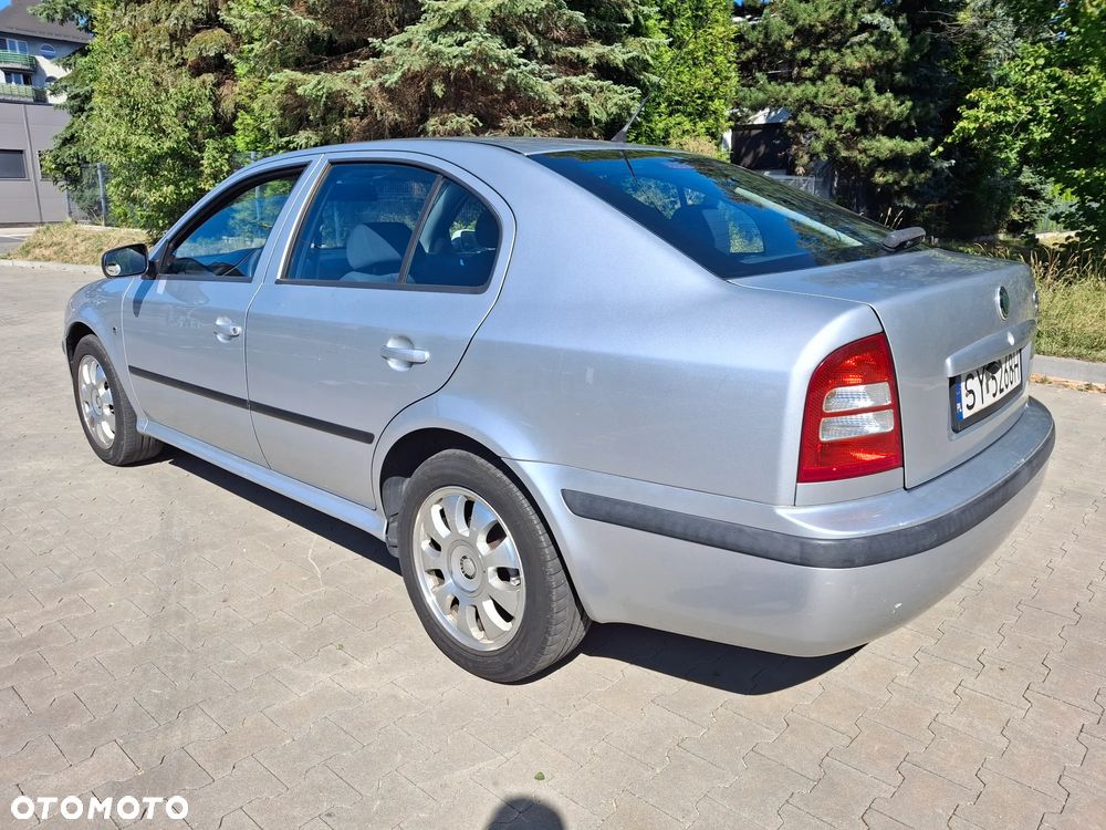 Skoda Octavia - 2