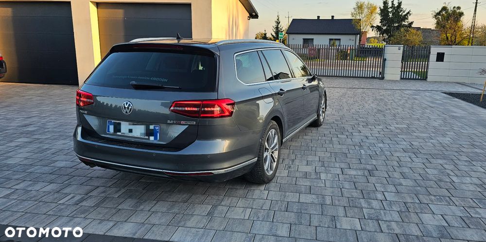 Volkswagen Passat Variant 2.0 TDI SCR 4Motion DSG Highline - 6