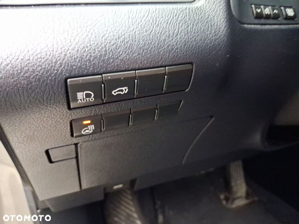 Lexus RX 450h F-Impression - 26