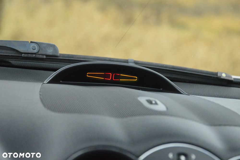 Mercedes-Benz CLK - 24