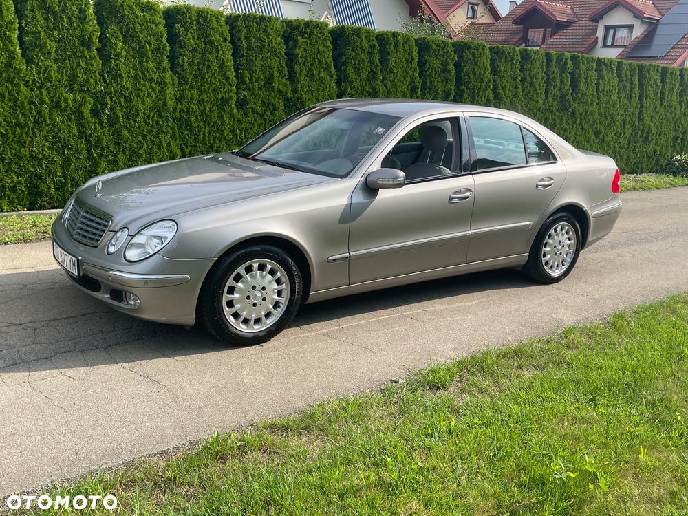 Mercedes-Benz Klasa E - 17