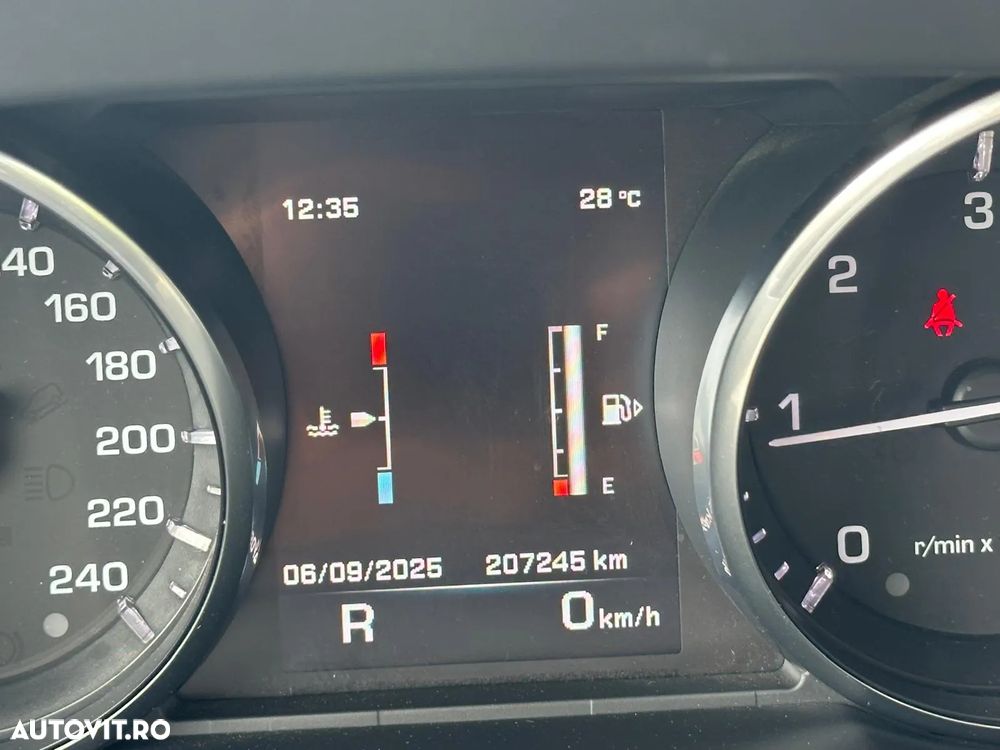 Land Rover Discovery Sport 2.0 l TD4 HSE Aut. - 30