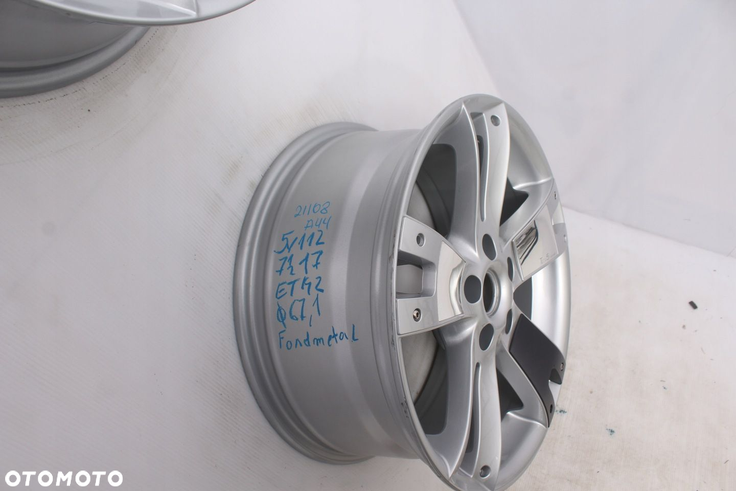 FELGA ALUMINIOWA NOWA DEMO FONDMETAL 5X112 17 ET42 - 2