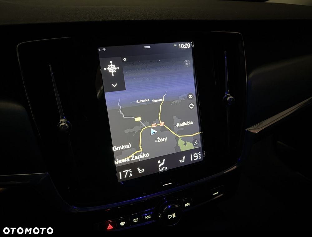 Volvo S90 T4 Geartronic Momentum Pro - 39