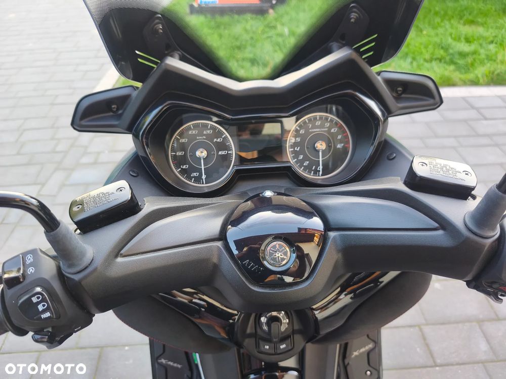 Yamaha NMAX - 29