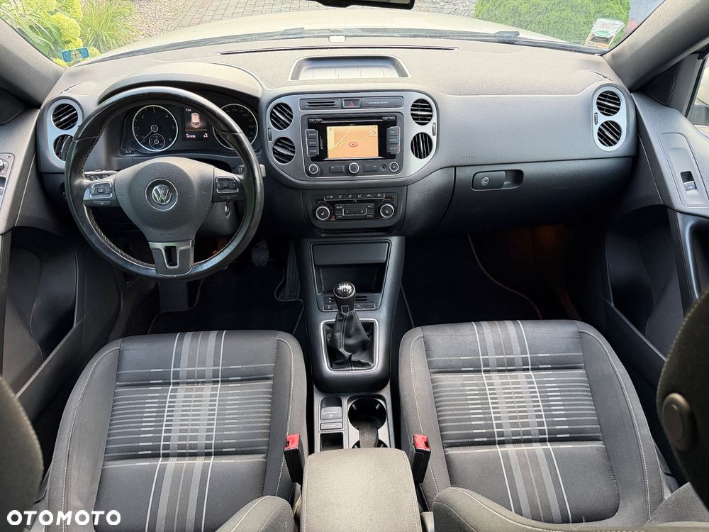 Volkswagen Tiguan - 12
