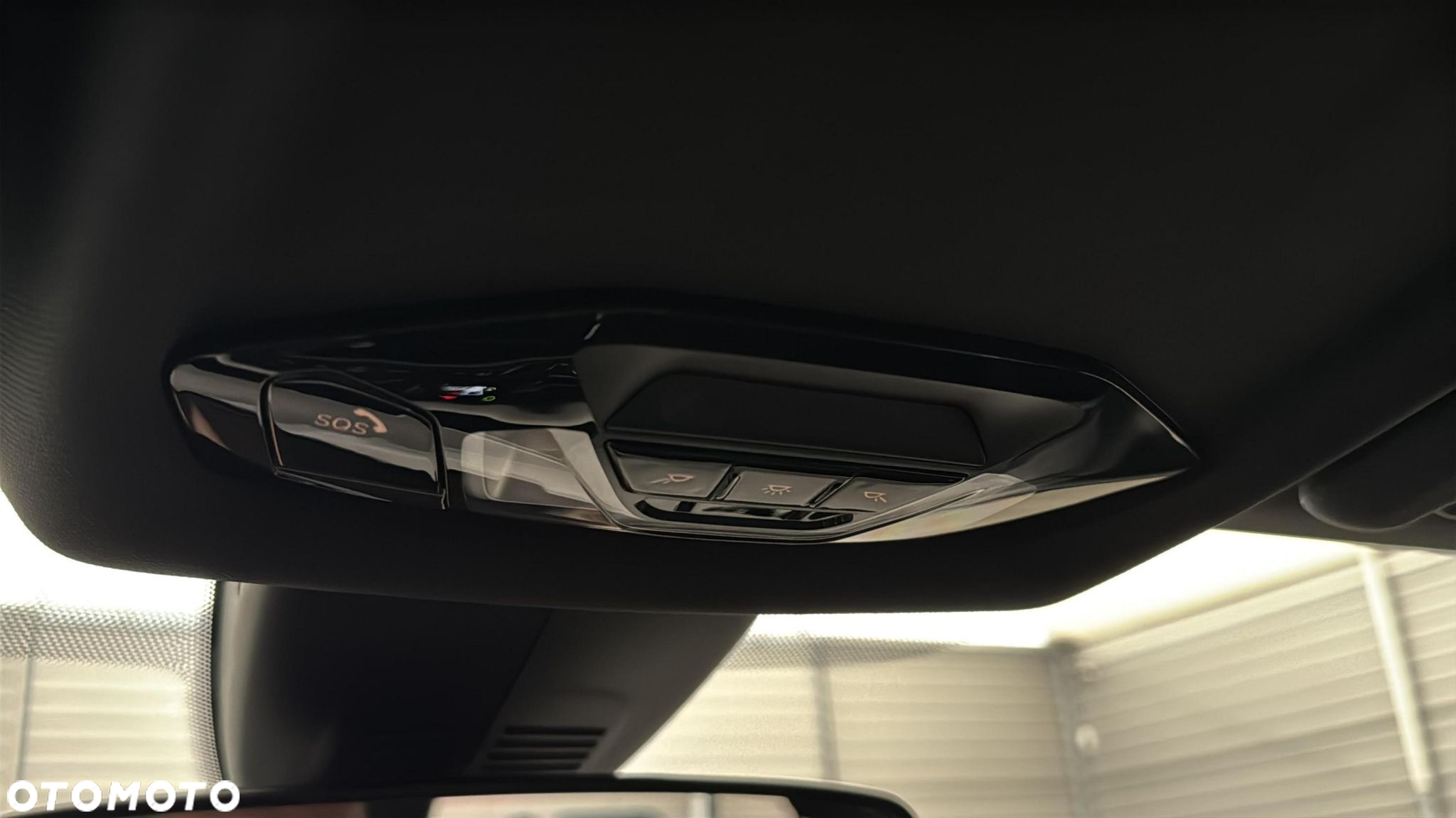BMW Seria 1 118i - 31