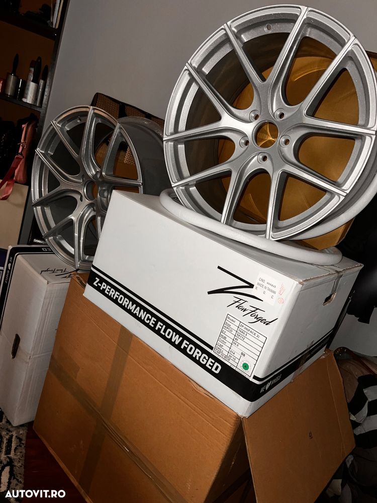 BMW Seria 3 320d xDrive AT MHEV - 13